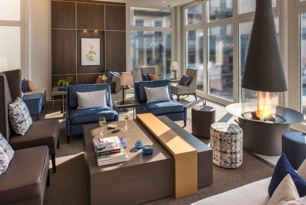 Hotel Am Leuchtturm Росток Екстериор снимка