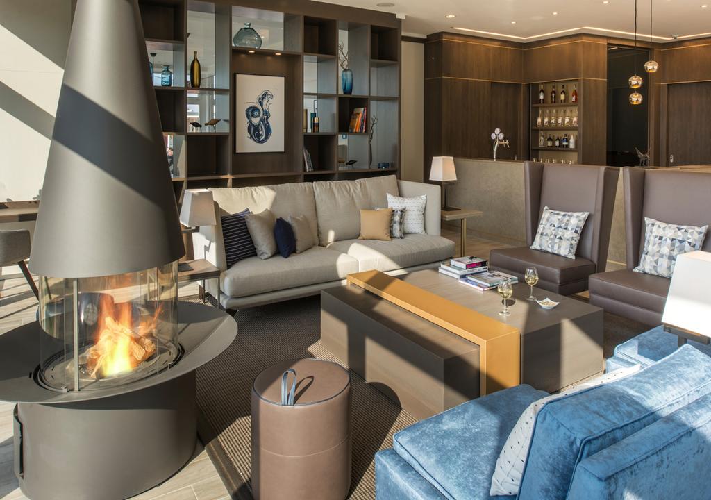 Hotel Am Leuchtturm Росток Екстериор снимка